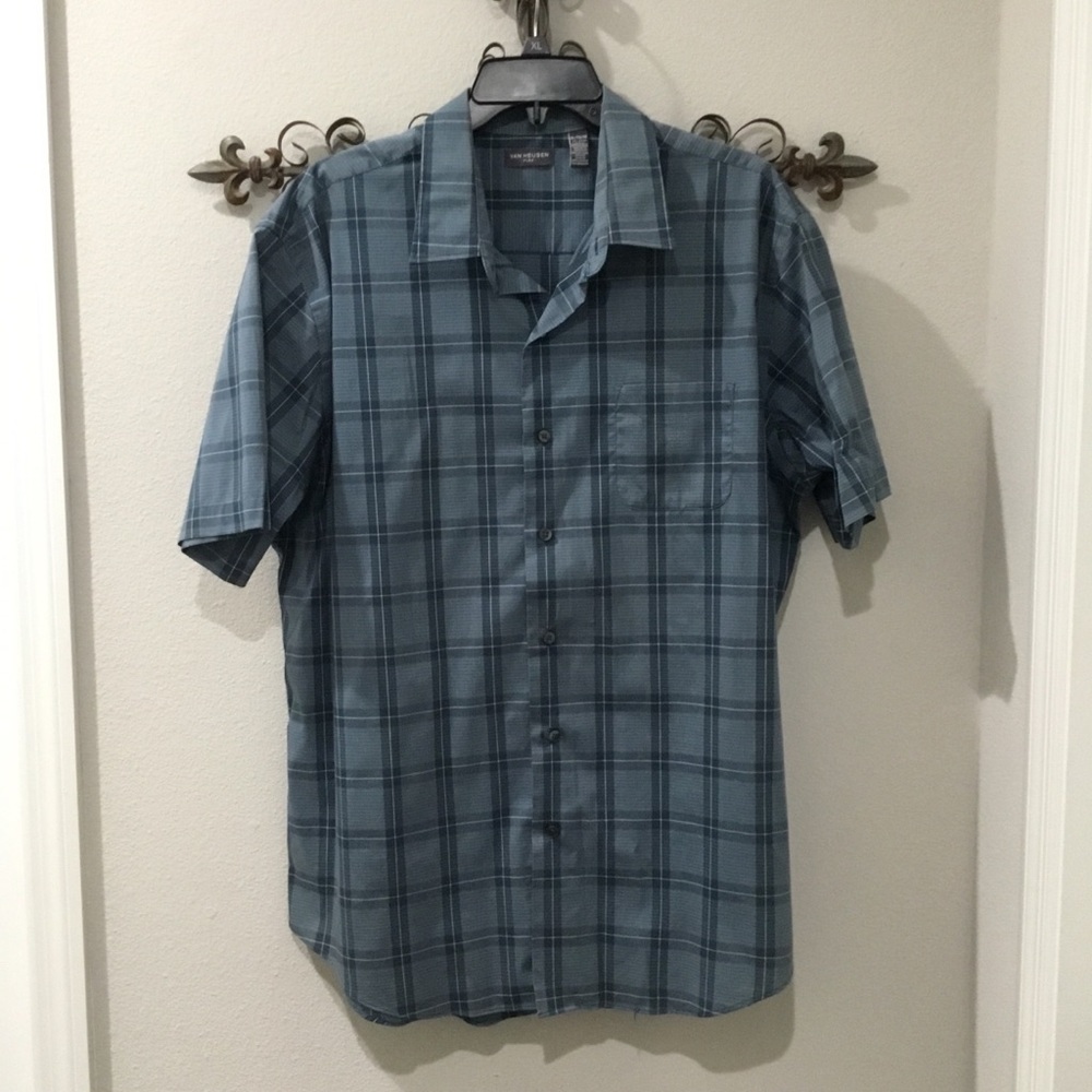 Van Heusen Flex Men’s XL Blue. Cotton/Poly/Spandex